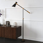 Hudson&Canal - Lampadaire Rex bicolore réglable en hauteur avec abat-jour en métal - Noir/Laiton/Noir-Nettoyer avec un chiffon doux et sec, sans produits chimiques agressifs ni produits de nettoyage abrasifs