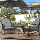 Outsunny - Fauteuil à bascule d’extérieur en osier - ensemble de 2-Le tressage en rotin jacquard apporte une élégance intemporelle à la décoration 
