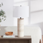 Hudson&Canal - Lampe de table Corbett de 74 cm de haut en travertin naturel avec abat-jour en tissu-Nettoyer avec un chiffon doux et sec, sans produits chimiques agressifs ni produits de nettoyage abrasifs