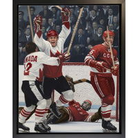 Frameworth - Paul Henderson serie classique 1972 Serie du Siecle but en or - toile encadree - 18.5" x 22.5"-Toile de hockey Equipe Canada sous licence officielle mettant en vedette l'iconique but en or de Paul Henderson lors de la Serie du Siecle 1972