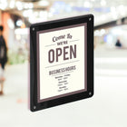 Azar - Porte-documents en plastique à chargement latéral vertical/horizontal pour vitrine - Transparent - Paquet de 2 (106694-BLK-2PK)-Comprend : Quatre ventouses transparentes pour la fixation
