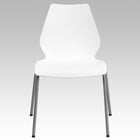 Flash Furniture – Chaise empilable Hercules en polypropylène avec cadre argenté, blanc-Dossier courbé soutient le bas du dos