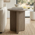 Hudson&Canal - Table d'appoint ronde Anders de 50 cm de largeur, , en chêne gris vieilli-Nettoyer avec un chiffon doux et sec, sans produits chimiques agressifs ni produits de nettoyage abrasifs