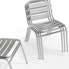 Flash Furniture - Chaise de restaurant empilable commerciale pour intérieure/extérieure en aluminium avec dossier à trois lattes-Patins glisseurs en plastique protecteurs de plancher