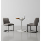 Manhattan Comfort - Lot de 2 chaises de salle à manger modernes Serena 23,62 po en similicuir gris-Revêtu d’un beau similicuir avec un rembourrage en mousse haute densité