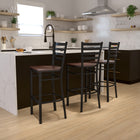 Flash Furniture – Tabouret de bar pour restaurant HERCULES en métal, dossier à traverses horizontales noires, assise acajou-Capacité de poids de 500 lb