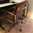 Plata Import - Alark chaise de bureau capitonnage en cuir PU cadre en métal à dossier bas, Brun-Revêtement polyurethane