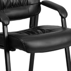 Flash Furniture – Chaise de réception/d’invité en cuir avec une structure finie noire, noir-Appui-bras rembourré