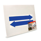 Cosco - Panneau blanc avec flèches bleues avec kit de piquet en métal - 15 po x 19 po-Le piquet métallique inclus offre une installation stable et sécurisée dans les pelouses ou les espaces extérieurs