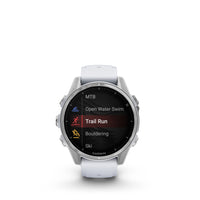 Garmin - fēnix 8 – 43 mm, AMOLED, argent avec bracelet en silicone Whitestone-Améliorez les performances, l'endurance et la résistance de votre corps aux blessures grâce à des plans d'entraînement en force ciblés, un suivi de l'endurance en temps réel, des entraînements spécifiques au sport et une gamme complète d'applications sportives intégrées