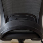 Staples - Chaise fonctionnelle en mailles, noir-Dimensions du siège (po) : 19 1/2 lar. x 20 prof.