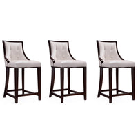 Manhattan Comfort - Tabouret de comptoir Fifth Avenue 19" traditionnel rembourré en similicuir - blanc perle et noyer - lot de 3-Tabouret de comptoir traditionnel avec dossier parfait pour une utilisation au bar et dans la cuisine. Ensemble de 3