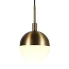 Hudson&Canal - Suspension Orb de 20 cm de large avec abat-jour en verre - Laiton/blanc lait-Comprend un cordon réglable de 8 pieds