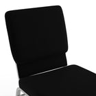 Chaise d'église de la série HERCULES de 18,5 po de largeur en tissu noir avec étagère à livres - Cadre veine d'argent-Étagère à livres en acier