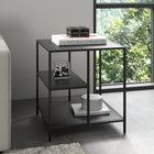 Hudson&Canal - Table d'appoint carrée Winthrop de 50 cm de large avec étagères en métal - Bronze noirci-Caractéristiques assemblage facile