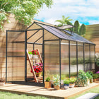 Outsunny - Serre en polycarbonate 6 pi x 10 pi x 6,4 pi- Les panneaux en polycarbonate à double paroi de 4 mm, résistants aux UV, protègent vos plantes  
