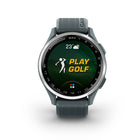 Garmin - Montre connectée Approach S44 - Lunette en aluminium argenté avec bracelet en silicone Twilight-PLANIFIEZ VOTRE TIR - Obtenez de la distance jusqu'à l'avant, au milieu et à l'arrière du green. De plus, parcourez les bunkers, les obstacles d'eau et les layups, et utilisez la fonction PinPointer pour voir la direction de la goupille.