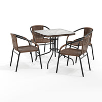 Table carrée en verre/métal 28 po, bordure en rotin brun foncé et 4 chaises empilables en rotin brun foncé (TLH-073SQ-037BN4-GG)-Ensemble de table et chaises