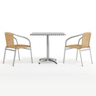 Flash Furniture – Table carrée de 31,5 po en aluminium, 2 sièges en rotin beige, int/ext (TLH-ALUM-32SQ-020BGECHR2-GG)-Certifié ANSI et BIFMA