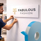 Futech - Ruban adhésif double face en mousse - 20 mm l x 50 m L - Blanc-Finition propre et professionnelle, idéale pour l’affichage, la signalisation et les applications nécessitant un rendu soigné.