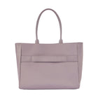 Samsonite - Rosaline Eco Fourre-tout Pour Portable 14,1 - rose-taupe-SmartSleeve vous permet de glisser le sac sur la plupart des poignées de tirage de valise, pour qu’il puisse reposer en toute sécurité sur le dessus, offrant ainsi un déplacement sans tracas