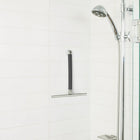 Alto – Racloir extensible de douche, Nickel poli noir-La poignée texturée de haute qualité est résistante aux taches de doigts et d’eau