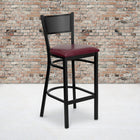 Flash Furniture – Tabouret de bar/restaurant Hercules en métal noir, dossier noir grillagé, assise en vinyle bourgogne-Siège rembourré en mousse épaisse de 2.5 pouces