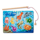 Jeu de puzzle magnétique Melissa & Doug Fishing, paquet de 12-Le programme de pêche de capture et de remise à l'eau ultime, ce jeu de puzzle magnétique en bois présente des illustrations d'animaux aquatiques