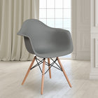 Flash Furniture - Chaise en plastique gris Moss de la série Alonza avec pieds de bois-Patins glisseurs protecteurs en plastique