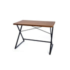 Can-Bramar - Bureau de travail 21 Stories, cadre noir mat avec plateau de table en mélamine noyer-Bureau de travail de style industriel chic. La surface offre suffisamment d’espace pour accueillir un ordinateur portable et tout le matériel nécessaire pour écrire. La tablette supérieure est parfaite pour y déposer des objets inspirants et des ouvrages de référence afin de rendre votre travail agréable et efficace.