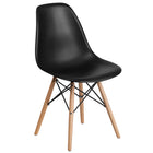 Flash Furniture - Chaise en plastique noir de la série Elon avec pieds de bois-Finition en plastique noir