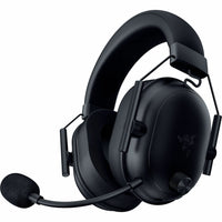 Razer BlackShark V2 HyperSpeed Wireless Gaming Headset - Black-280g Ultra‑Lightweight Design: All-Day Gaming Without Fatigue - Featuring optimized weight reductions and an improved clamping force, enjoy seamless comfort with a gaming headset that keeps you feeling fresh even for the most intense gaming marathons.