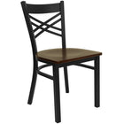 Flash Furniture – Chaise de restaurant en métal à traverses entrecroisées, noir, siège en acajou (XU6FOBXBKMAHW)-Capacité de poids de 500 lb