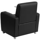 Flash Furniture – Siège visiteur en cuir noir à accoudoir-tablette, à roulettes avant et à porte-gobelet (BT8217BKCS)-Finition de tablette en gris clair