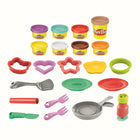 Play-Doh - Kitchen Creations Crêpes sautées-14 Accessoires De Cuisine Factices : Ce coffret de cuisine factice pour enfants inclut 4 emporte-pièces pour créer différentes formes de crêpe, un extrudeur pour presser du « sirop » rigolo, une spatule et même des assiettes et des fourchettes pour partager ses créations 
