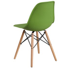 Flash Furniture - Chaise en plastique vert de la série Elon avec pieds de bois-Structure moulée en polypropylène