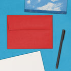 JAM Paper Enveloppes format livret en papier recyclé de couleur vive, ferm. gommée, 4 3/4 x 6 1/2 po, rouge festif, paq./100-Ouverture : latérale