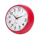 Kiera Grace – Horloge murale rétro, lunette convexe en verre avec contour chromé, 9,5 po, rouge, 4/paquet (HO87516-7MC)-Matériau: jante en plastique de haute qualité, durable et léger avec une finition chromée brillante pour mettre en valeur l'accent rétro, et une lentille en verre convexe (bulle)