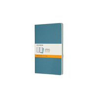 Moleskine – Cahier journal, grand, ligné, ens. de 3, bleu ardent, couverture souple (CH016B44)-Couverture en carton épais souple, bleu ardent