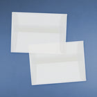 JAM Paper Enveloppes livret en vélin translucide, fermeture gommée, 3 5/8 x 5 1/8 po, transparent, paquet de 100-Ouverture : latérale