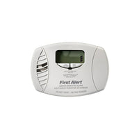 First Alert Plug-In Carbon Monoxide Detector with Battery Backup and Digital Display-Plug-in carbon monoxide alarm with battery backup and digital display