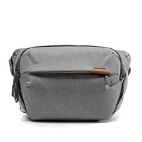 Peak Design Everyday Sling - 10 L - Black-Sling with a strap for roller bag luggage carry