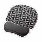Fellowes - Tapis de souris et repose-poignet en gel avec Microban - chevron noir-Le revêtement en polyuréthane résistant aux taches se nettoie avec un chiffon humide.
