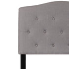 Flash Furniture - Tête de lit Cambridge à une place touffetée et rembourrée en tissu gris clair-Touffetée à boutons avec piquage à motif diamants