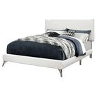Monarch Specialties - 5953Q Lit Queen - Pattes En Argent Simili-Cuir Blanc-Lit plate-forme rembourré et capitonné d'un tissu similicuir blanc intemporel
