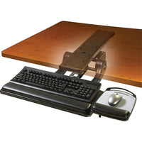 3M™ - Plateau pour clavier réglable-Le bras s'ajuste en hauteur à jusqu'à 10 po en-dessus de la surface de support  